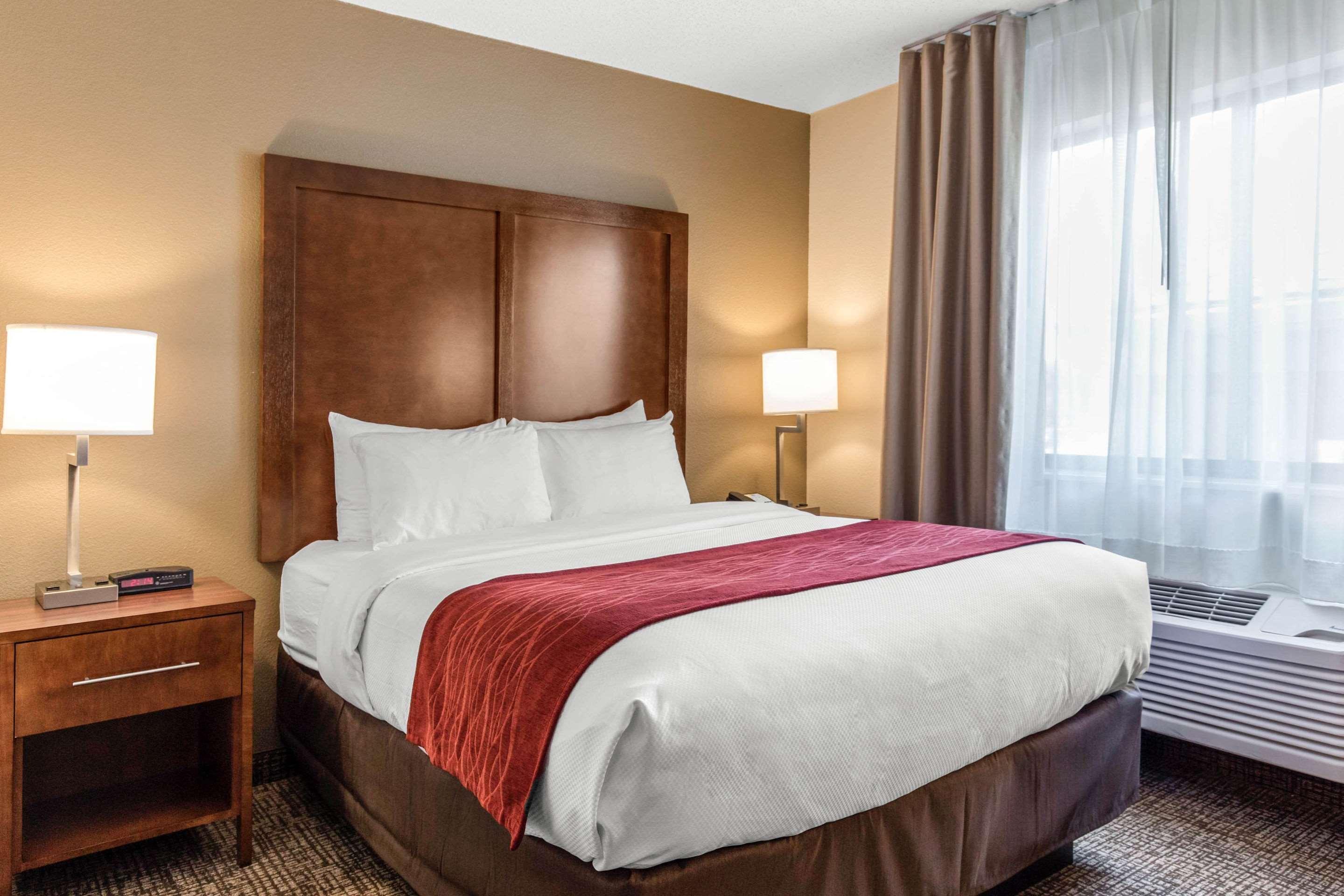 Comfort Inn La Porte מראה חיצוני תמונה