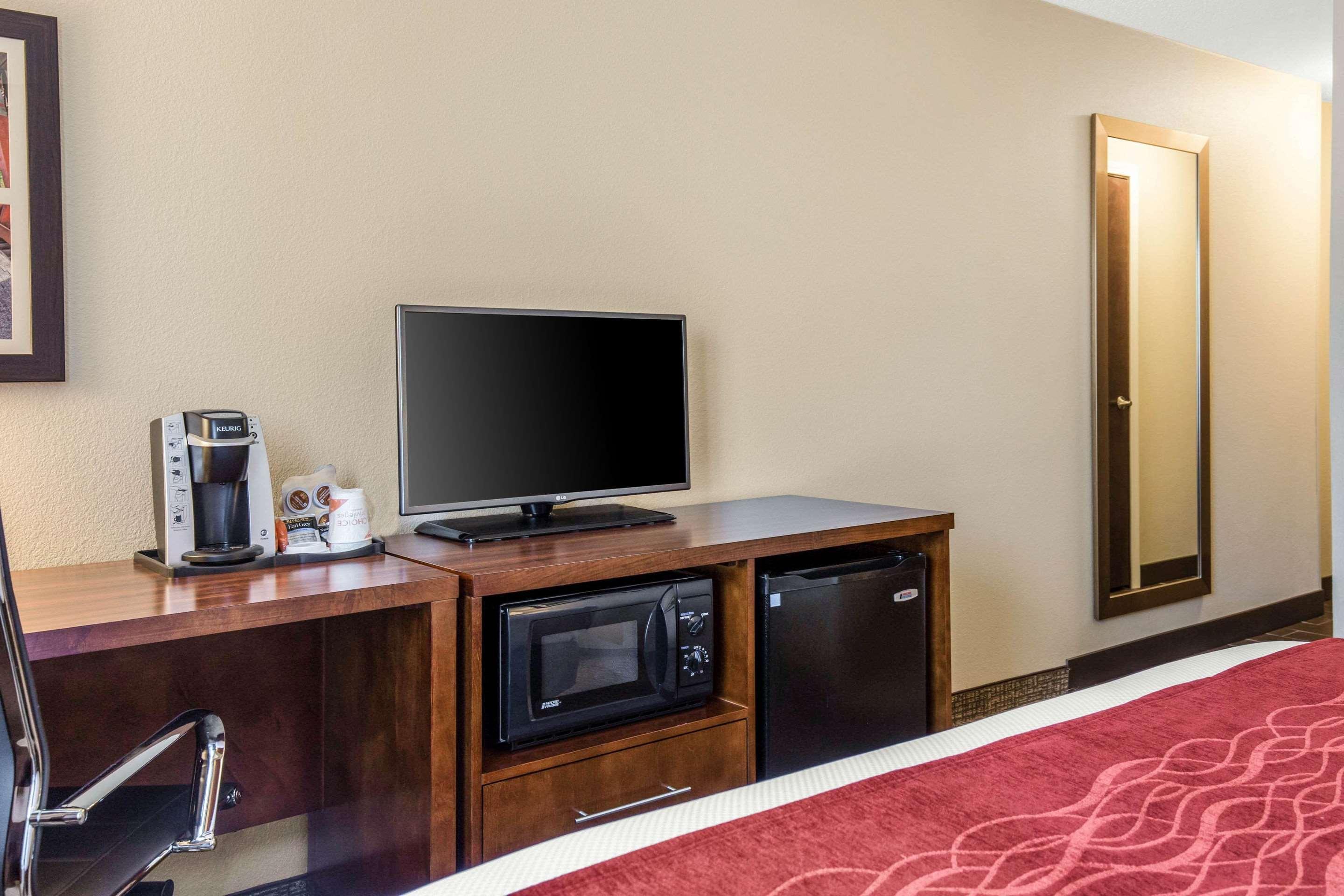 Comfort Inn La Porte מראה חיצוני תמונה