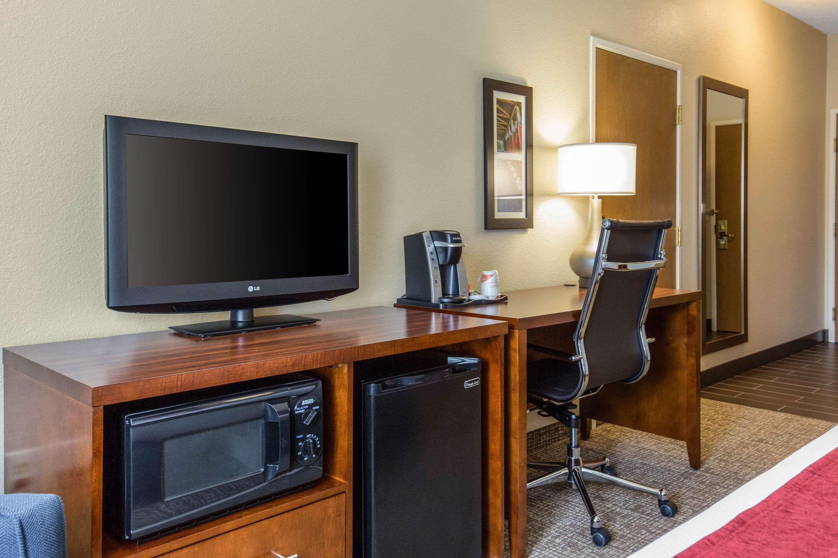 Comfort Inn La Porte מראה חיצוני תמונה