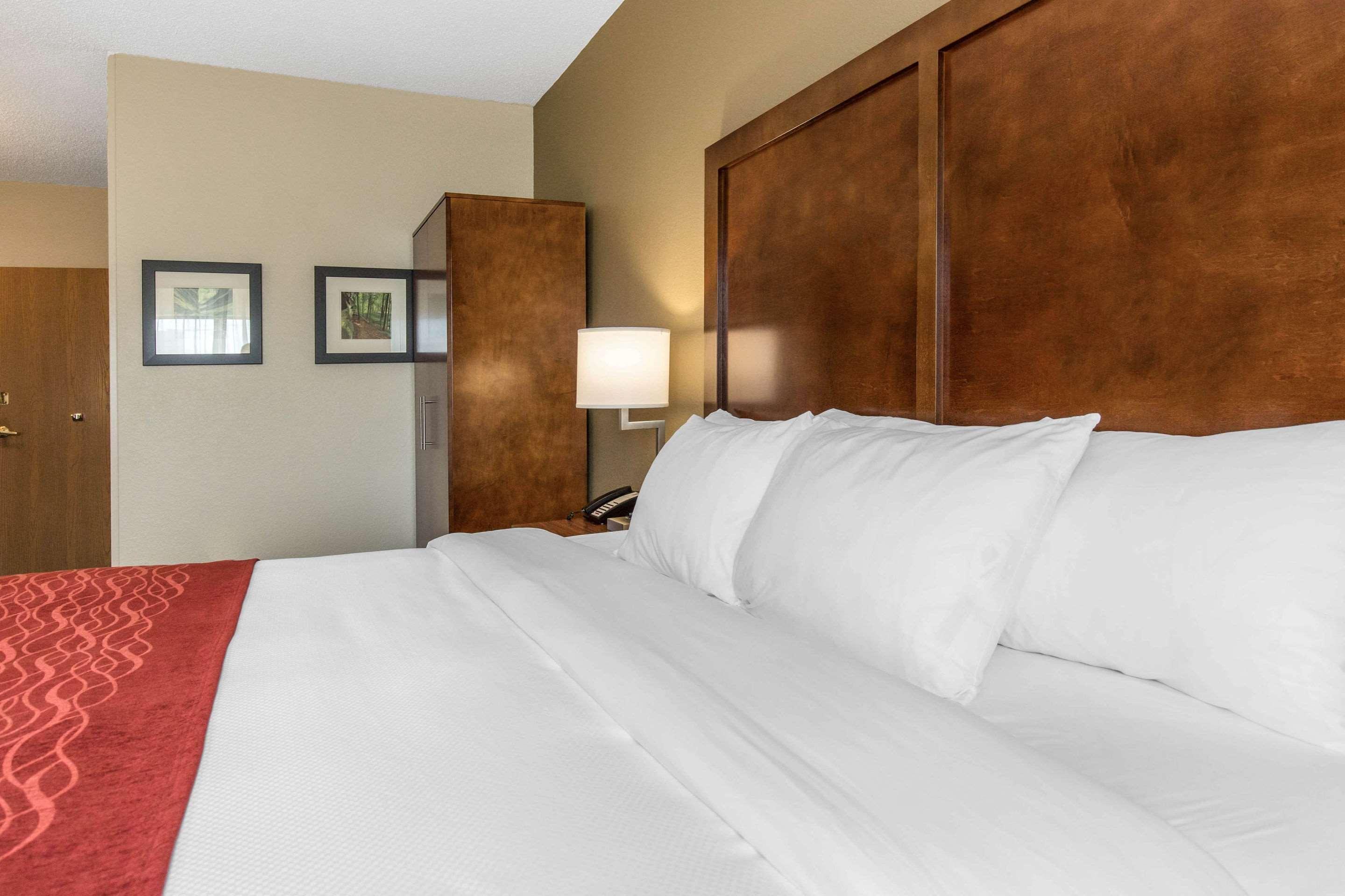 Comfort Inn La Porte מראה חיצוני תמונה