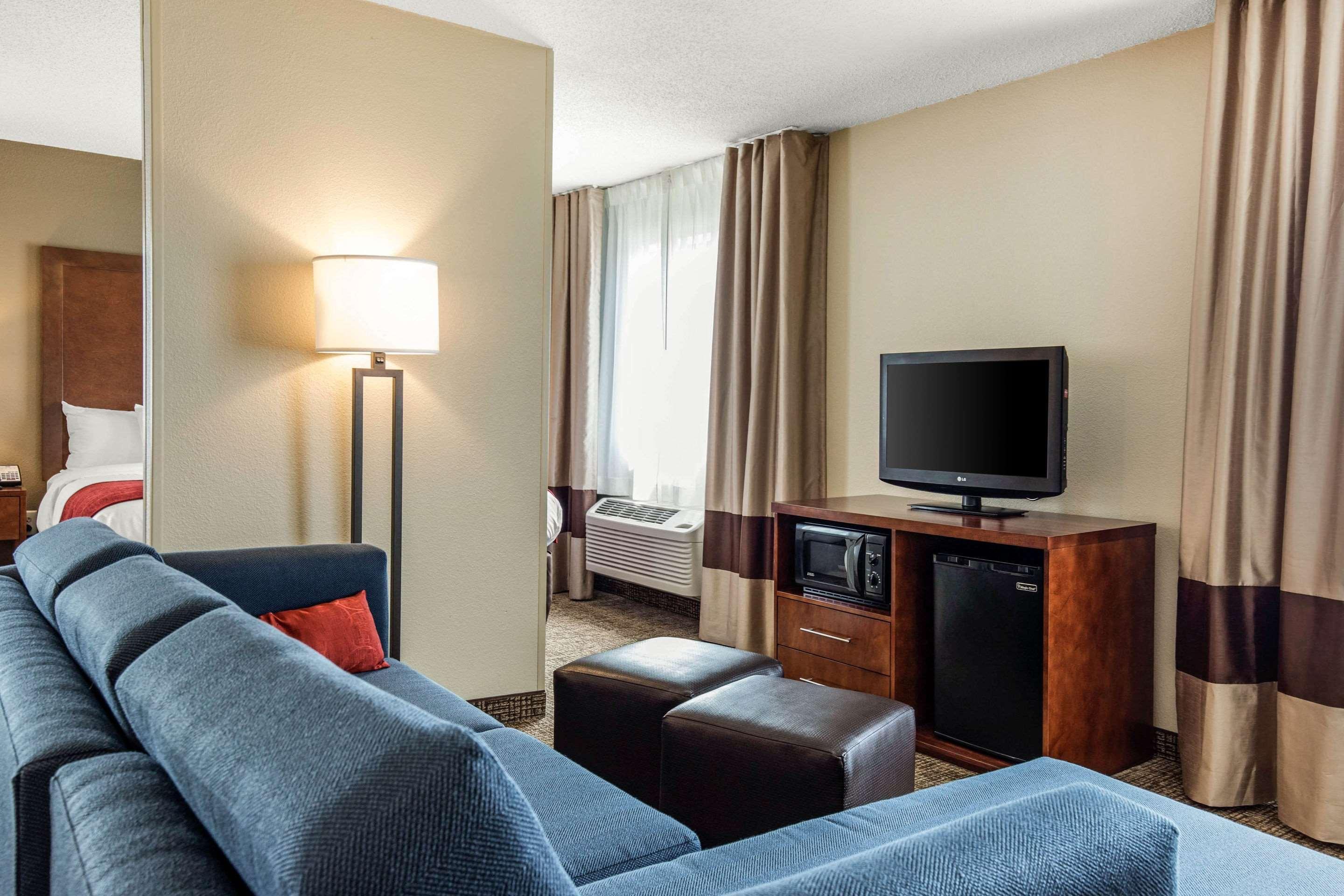 Comfort Inn La Porte מראה חיצוני תמונה
