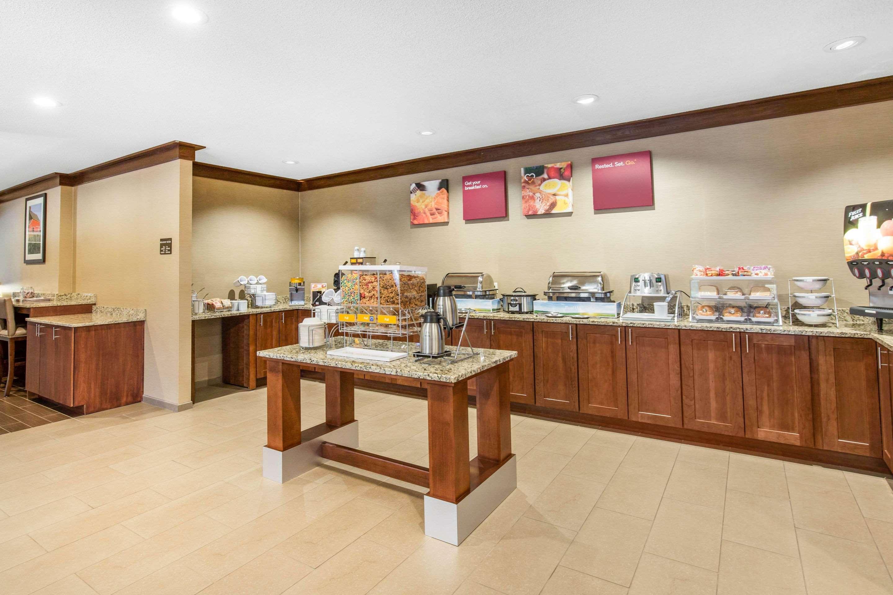 Comfort Inn La Porte מראה חיצוני תמונה